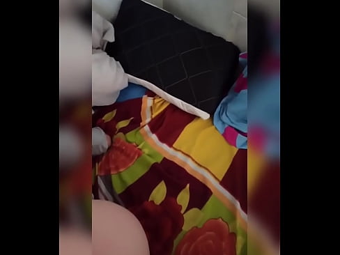 ❤️ Менин комнаташым үйдө жалгыз калат, анткени күйөөсү каникулга кетип жатат, мен аны сиккенге жана эшегин сүткө толтурганга мүмкүнчүлүк берем ☑ Секс видео ky.xxxtophd.ru ﹏